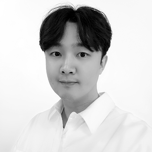 Leadership photo - Junbong Lee, Founder, Chief Executive Officer